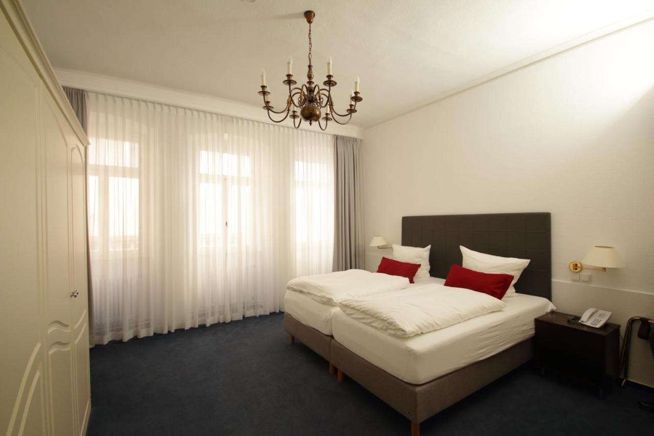 Hotel Zum Ritter St. Georg Heidelberg Buitenkant foto