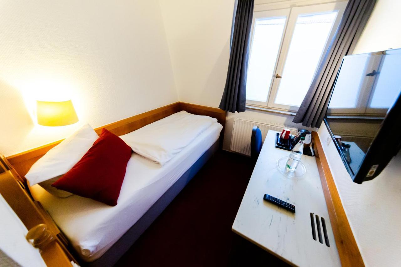 Hotel Zum Ritter St. Georg Heidelberg Buitenkant foto