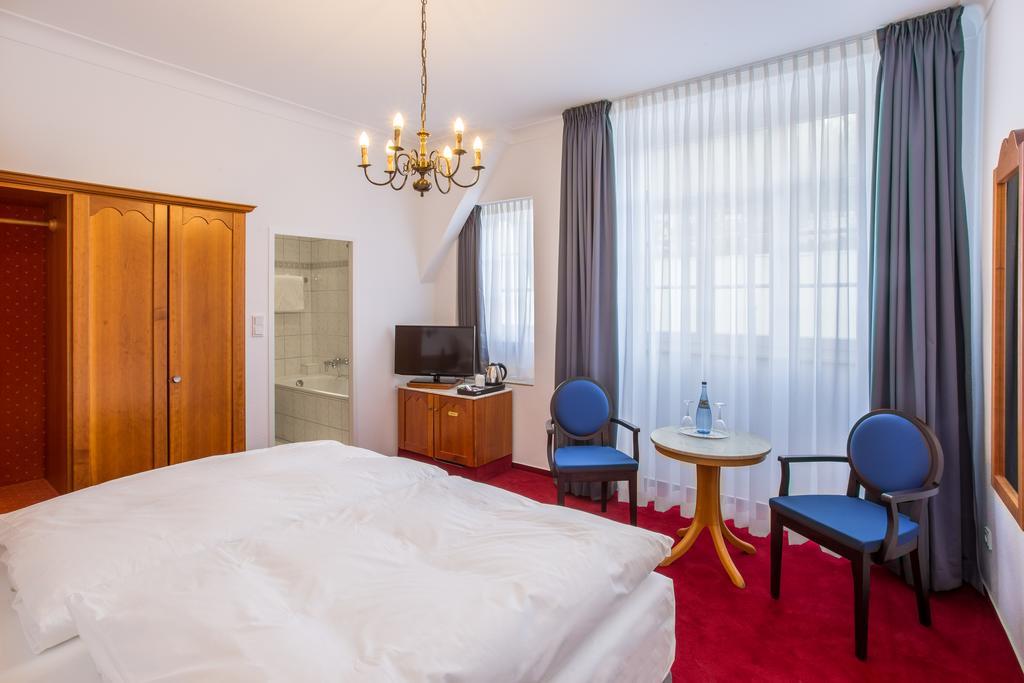 Hotel Zum Ritter St. Georg Heidelberg Buitenkant foto